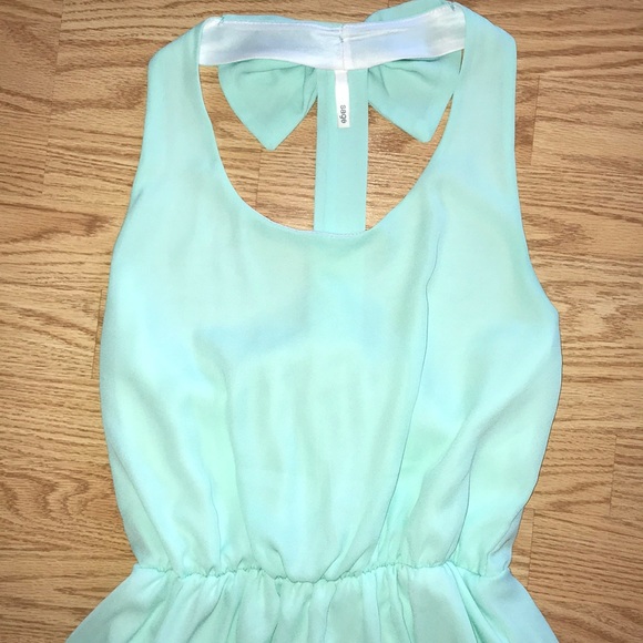 ❌SOLD❌Mint Bow Accented Back- M - Picture 2 of 5